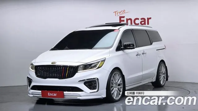 Kia Carnival — экстерьер