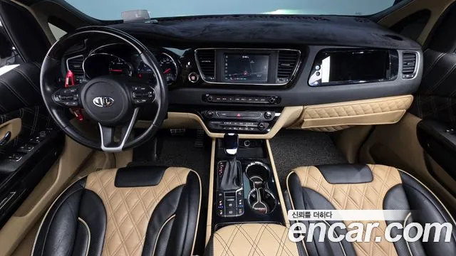 Kia Carnival — интерьер