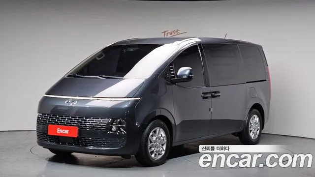 Hyundai Staria