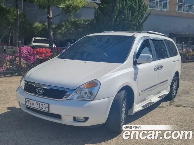 Kia Carnival — экстерьер