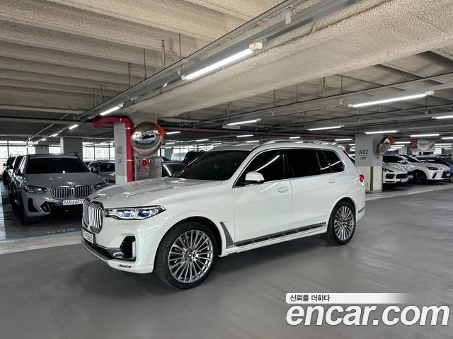 BMW X7
