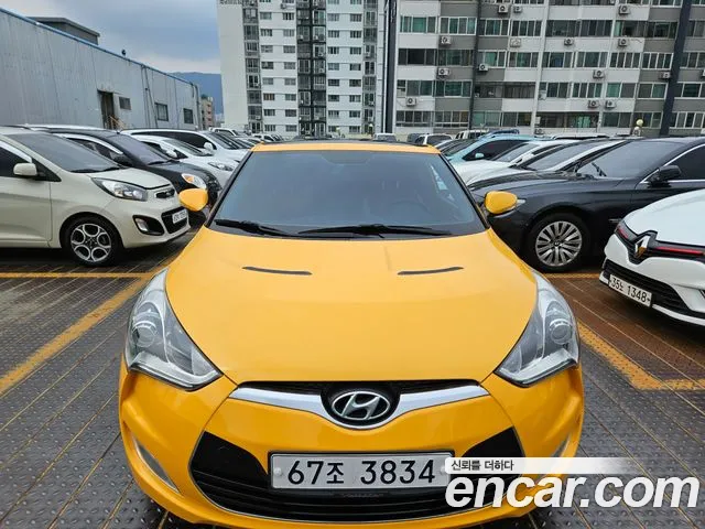 Hyundai Veloster