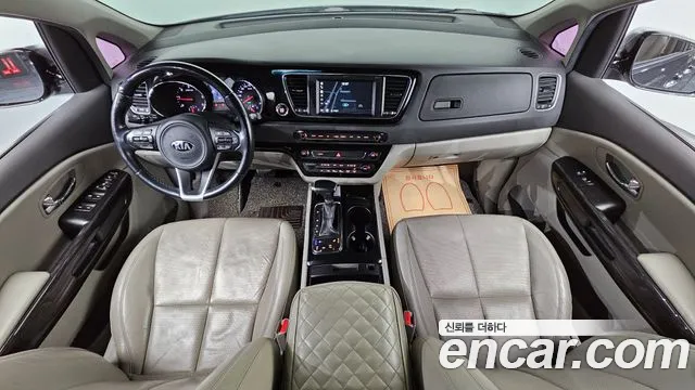 Kia Carnival — интерьер