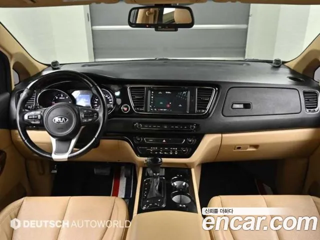 Kia Carnival — интерьер