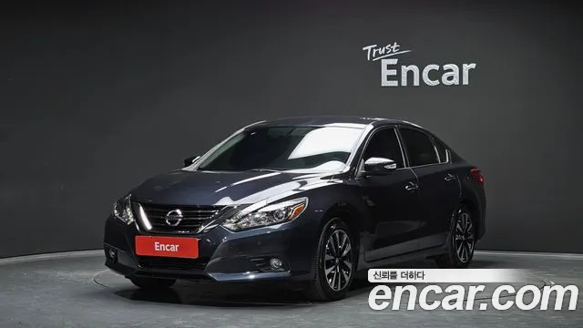 Nissan Altima