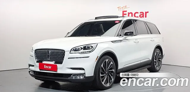 Lincoln Aviator