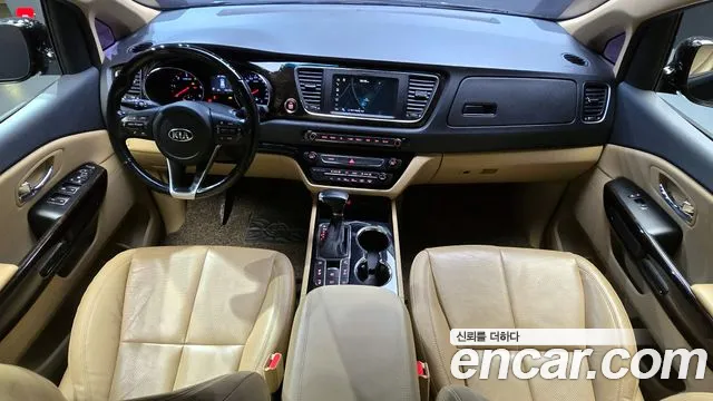 Kia Carnival — интерьер