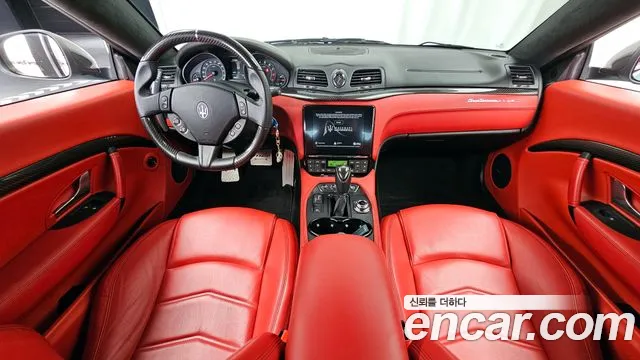Maserati GranTurismo — интерьер