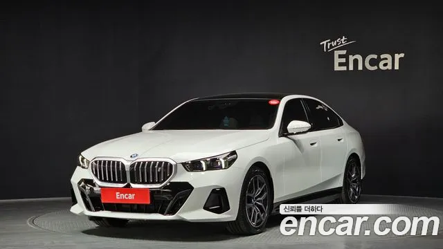 BMW i5
