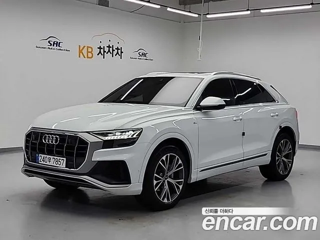 Audi Q8