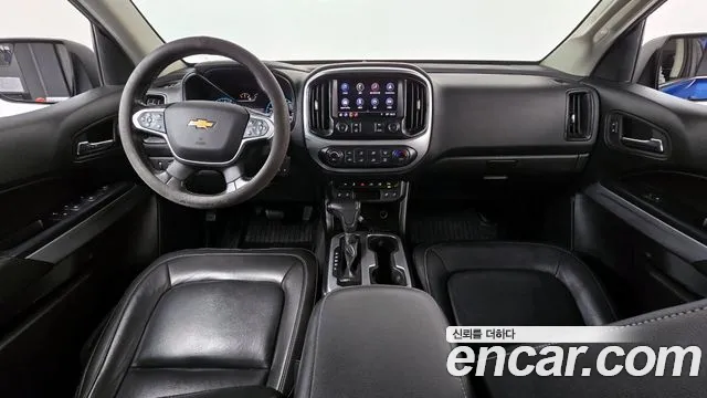 Chevrolet Korea Colorado — интерьер