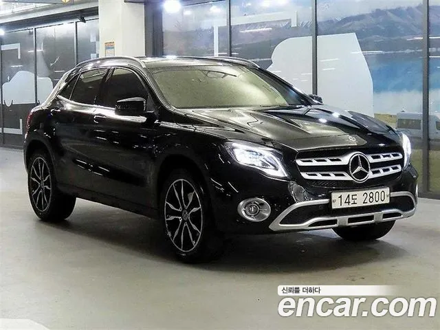 Mercedes-Benz GLA-класс