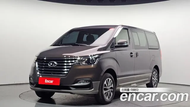 Hyundai Starex