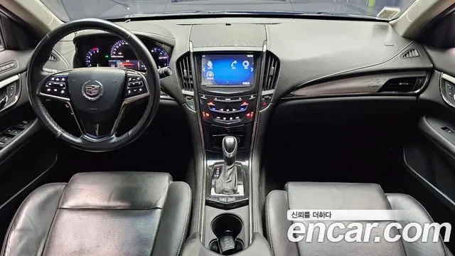 Cadillac ATS — интерьер