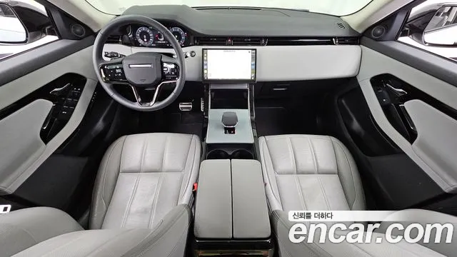 Land Rover Range Rover Evoque — интерьер