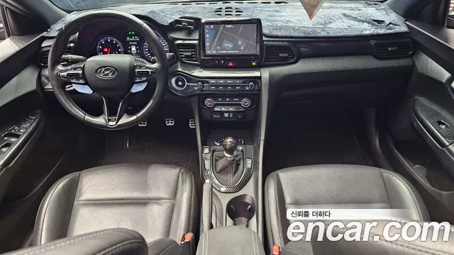 Hyundai Veloster — интерьер