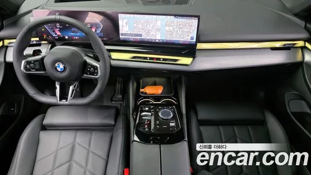 BMW 5 серия — интерьер