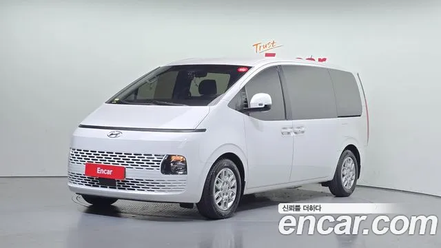 Hyundai Staria