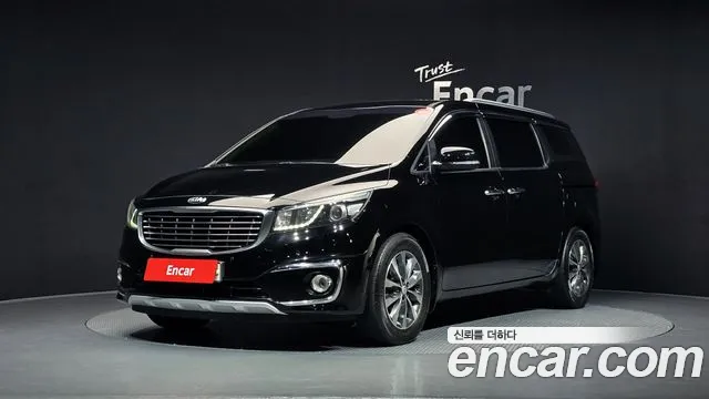 Kia Carnival — экстерьер