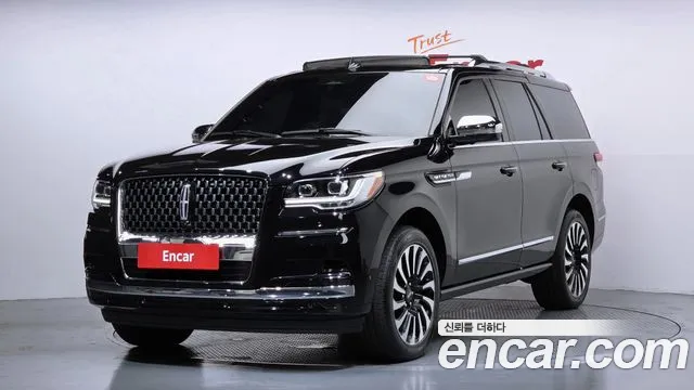 Lincoln Navigator