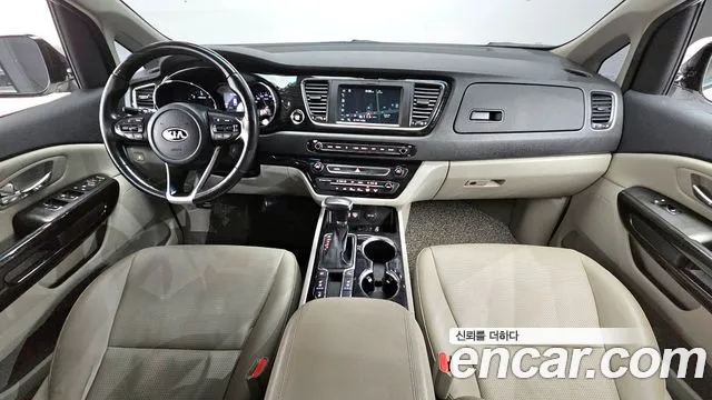 Kia Carnival — интерьер