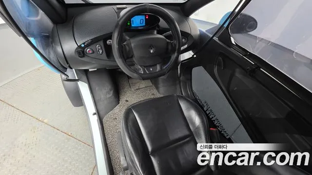 Renault Korea Twizy — интерьер