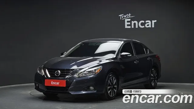 Nissan Altima