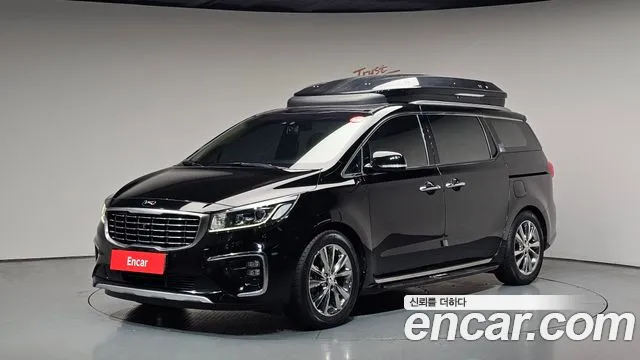 Kia Carnival — экстерьер
