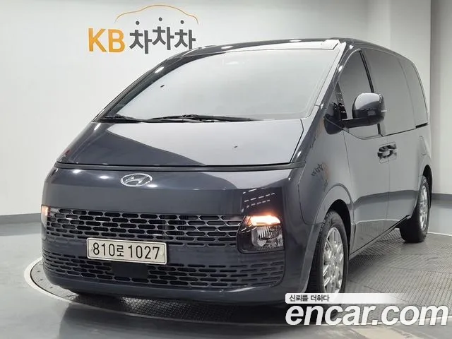 Hyundai Staria