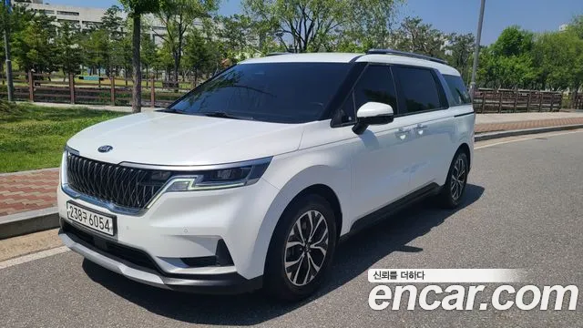 Kia Carnival — экстерьер