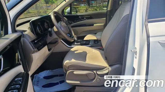 Kia Carnival — интерьер