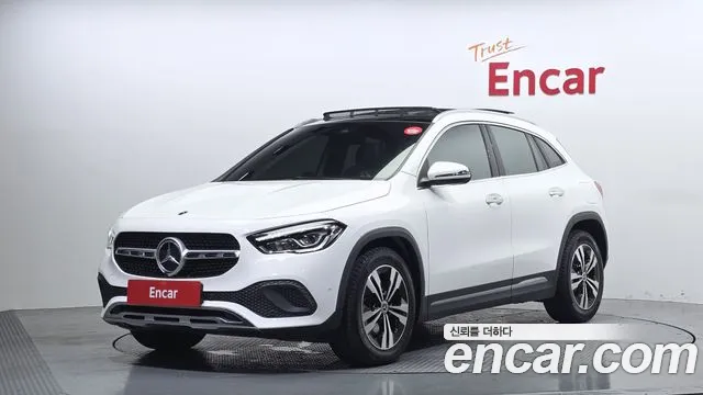 Mercedes-Benz GLA-класс