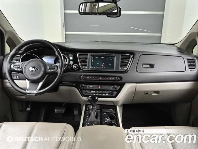 Kia Carnival — интерьер