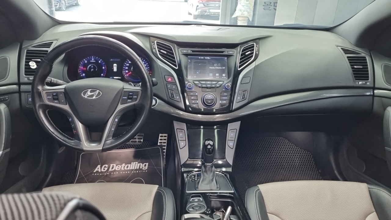 Hyundai i40 — интерьер