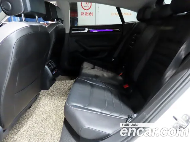 Volkswagen Arteon — интерьер