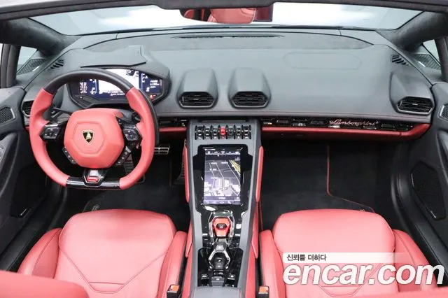 Lamborghini Huracan — интерьер