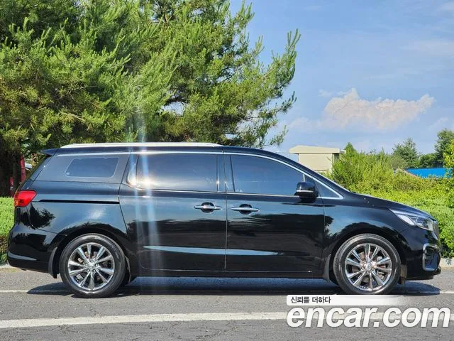 Kia Carnival — интерьер
