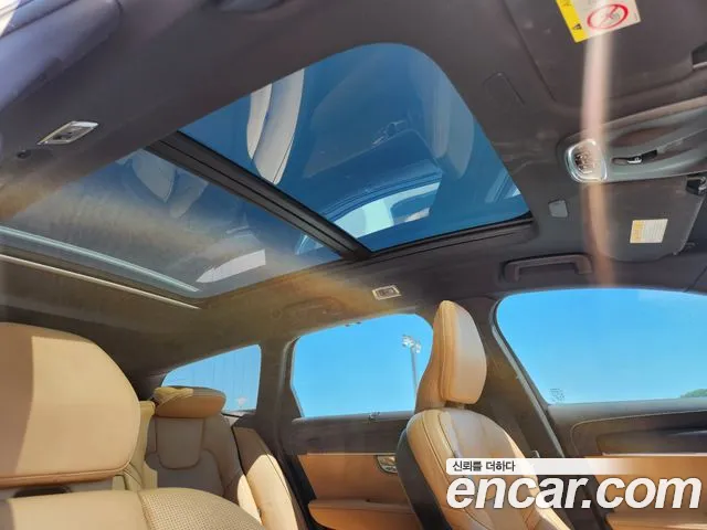 Volvo V90 — интерьер
