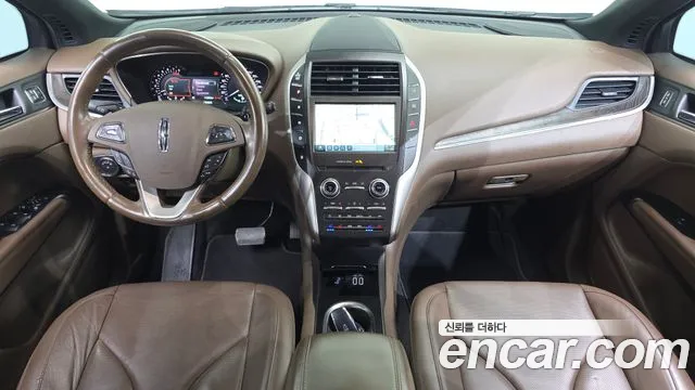 Lincoln MKC — интерьер