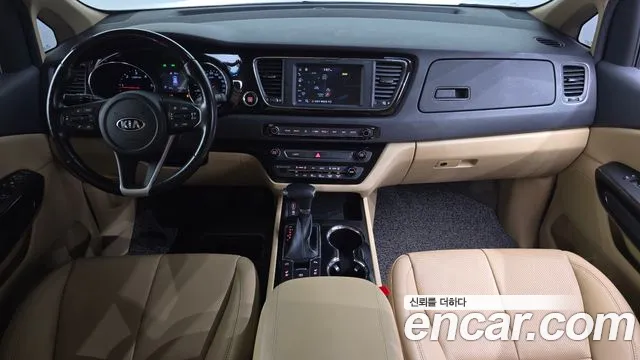Kia Carnival — интерьер