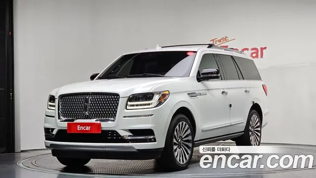 Lincoln Navigator