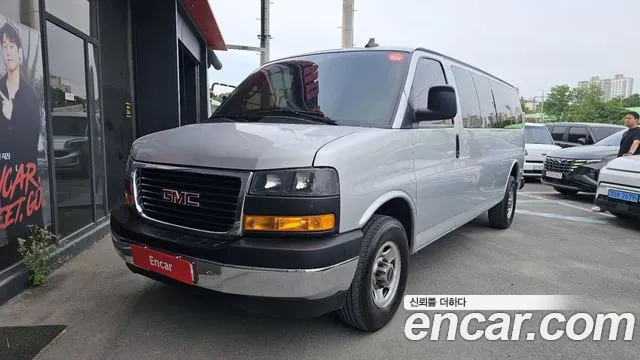GMC Savana