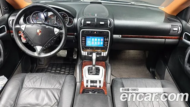 Porsche Cayenne — интерьер