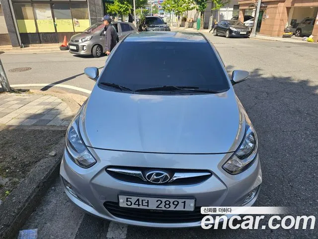 Hyundai Accent