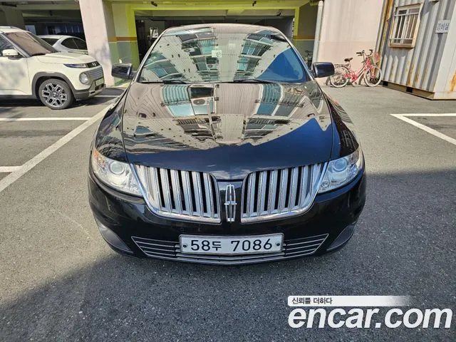 Lincoln MKS