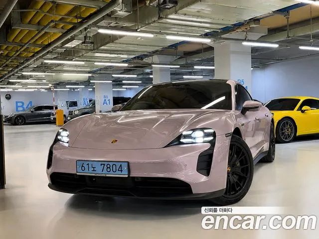 Porsche Taycan