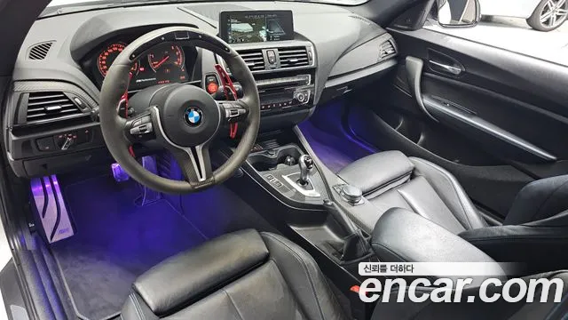 BMW M2 — интерьер