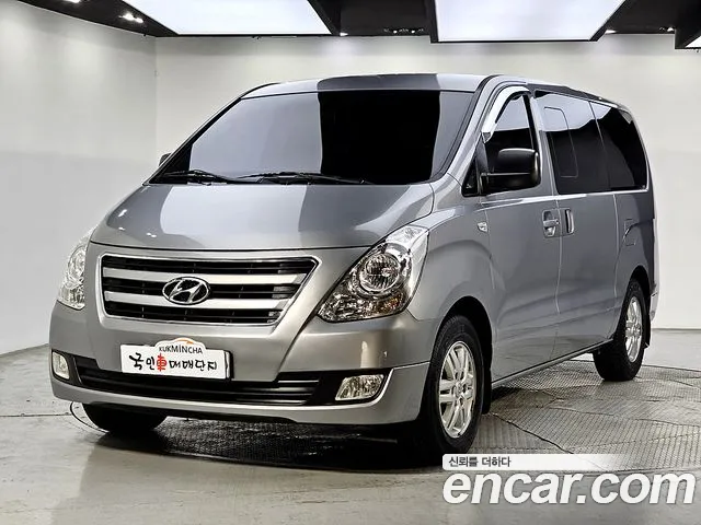 Hyundai Starex
