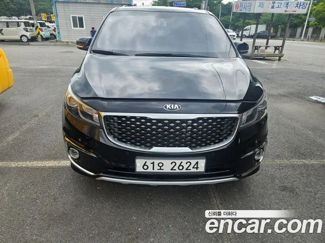 Kia Carnival — экстерьер