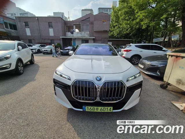 BMW 7 серия